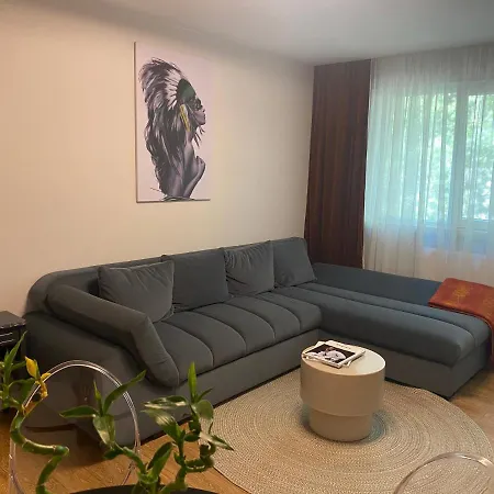 Appartamento Terra Suceava Esterno foto